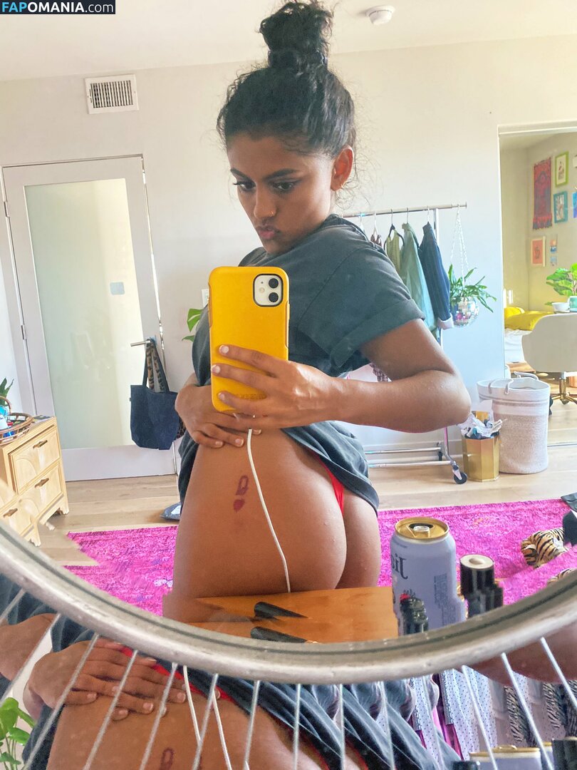 Yamini Nambimadom / yaminidoescomedy / yamininosebest Nago OnlyFans  Przeciekłe zdjęcie #13