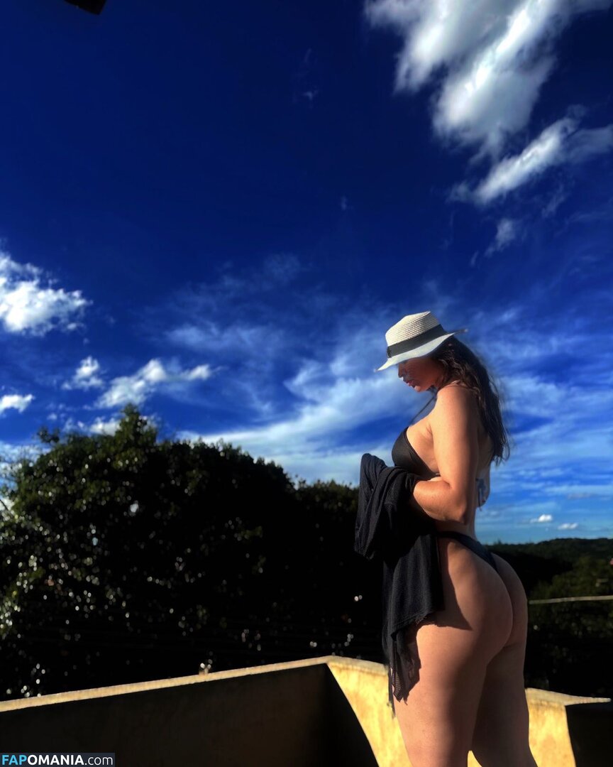 Yasmin Tasciane / yasmintascianee Nago OnlyFans  Przeciekłe zdjęcie #2
