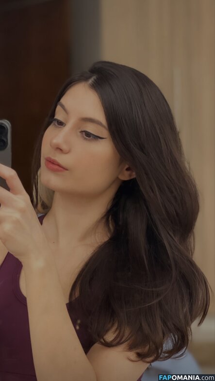 Ingrid Larissa / Yayahuz / _ingridlarissa Nago OnlyFans  Przeciekłe zdjęcie #30
