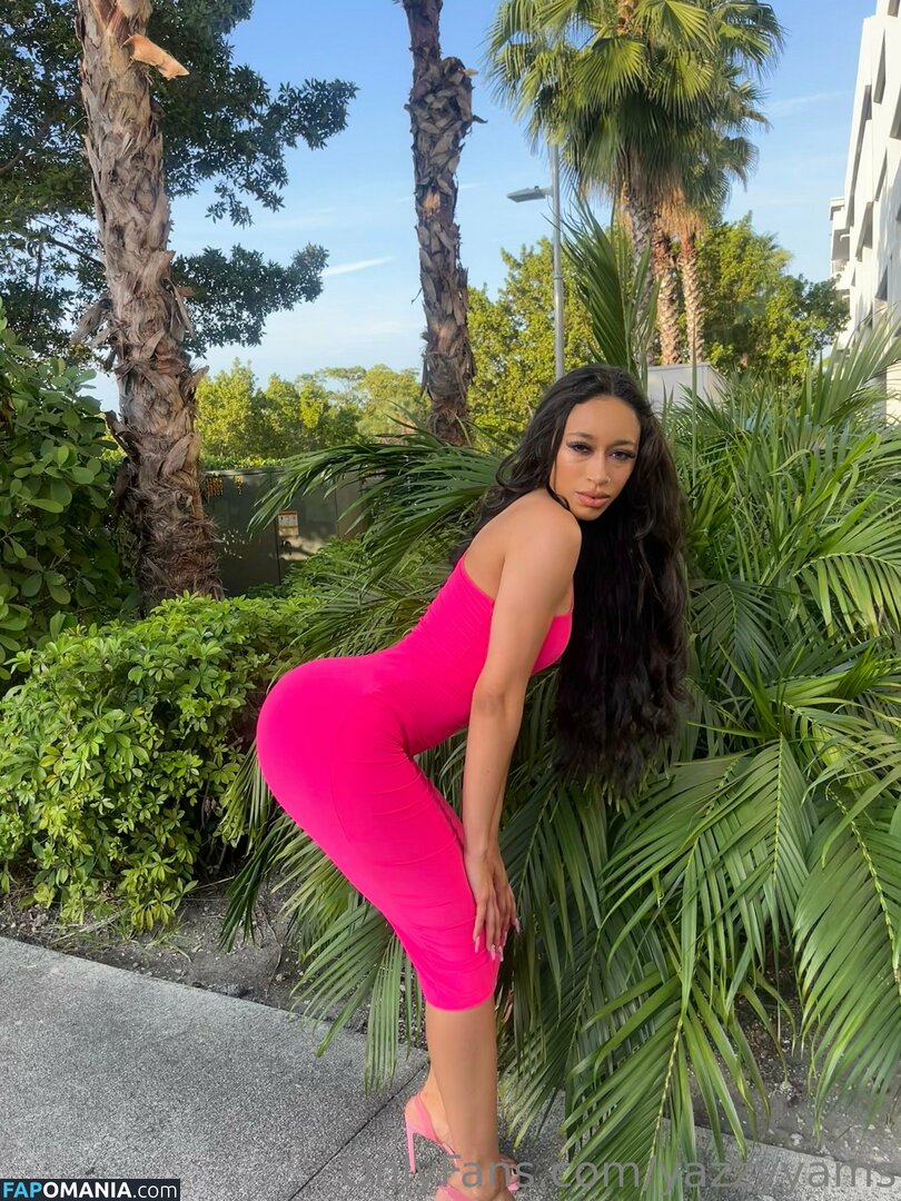 Queen Yasmeena / yazzylonglegs / yazzyyams Nago OnlyFans  Przeciekłe zdjęcie #423