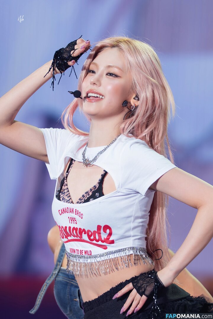 Hwang Ye-ji / ITZY (예지 / Yeji / yezyizhere Nago OnlyFans  Przeciekłe zdjęcie #48