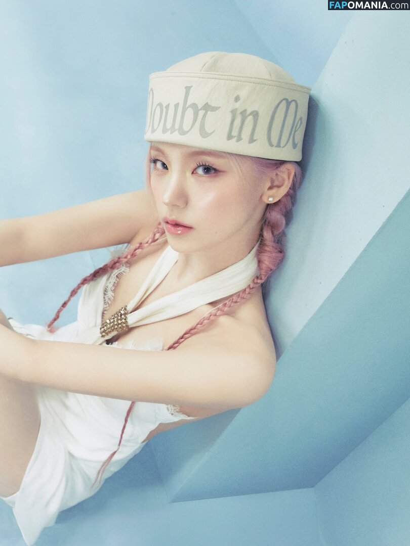 Hwang Ye-ji / ITZY (예지 / Yeji / yezyizhere Nago OnlyFans  Przeciekłe zdjęcie #58