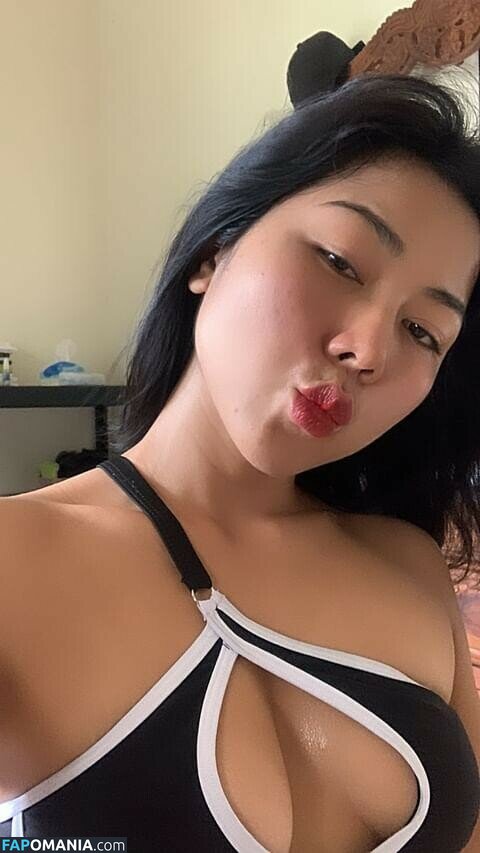 Made Rusmi / https: / rosemery01_ / yourbabby15 Nago OnlyFans  Przeciekłe zdjęcie #4
