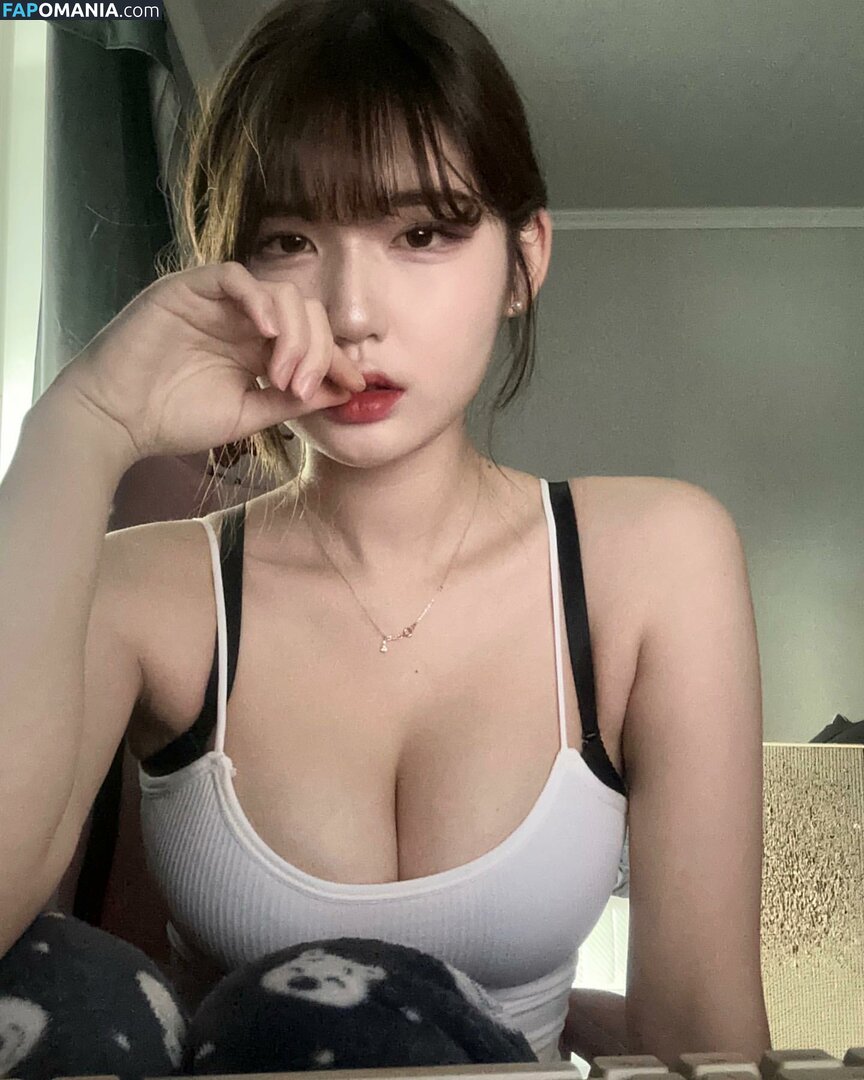 yule_.0.03 Nago OnlyFans  Przeciekłe zdjęcie #132