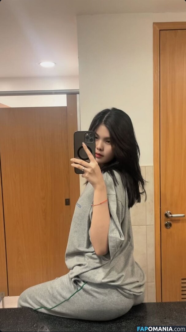 Yuri Gen / ilyrgennn / yengshdx_ Nago OnlyFans  Przeciekłe zdjęcie #3