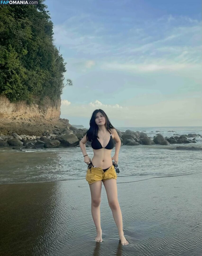 Yuri Gen / ilyrgennn / yengshdx_ Nago OnlyFans  Przeciekłe zdjęcie #7