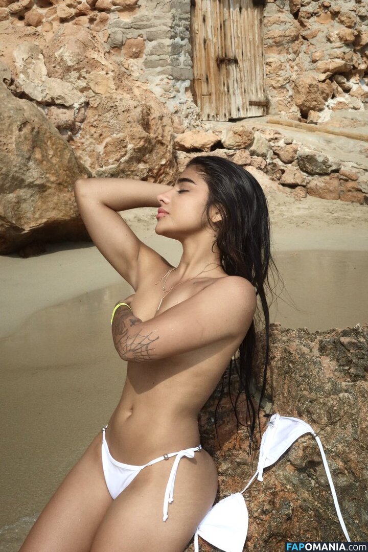 Yurielkys Ojeda Nago OnlyFans  Przeciekłe zdjęcie #1