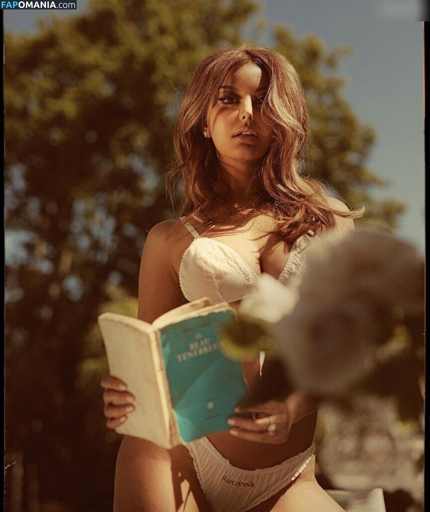 Zahia Dehar / zahiaofficiel Nago OnlyFans  Przeciekłe zdjęcie #297