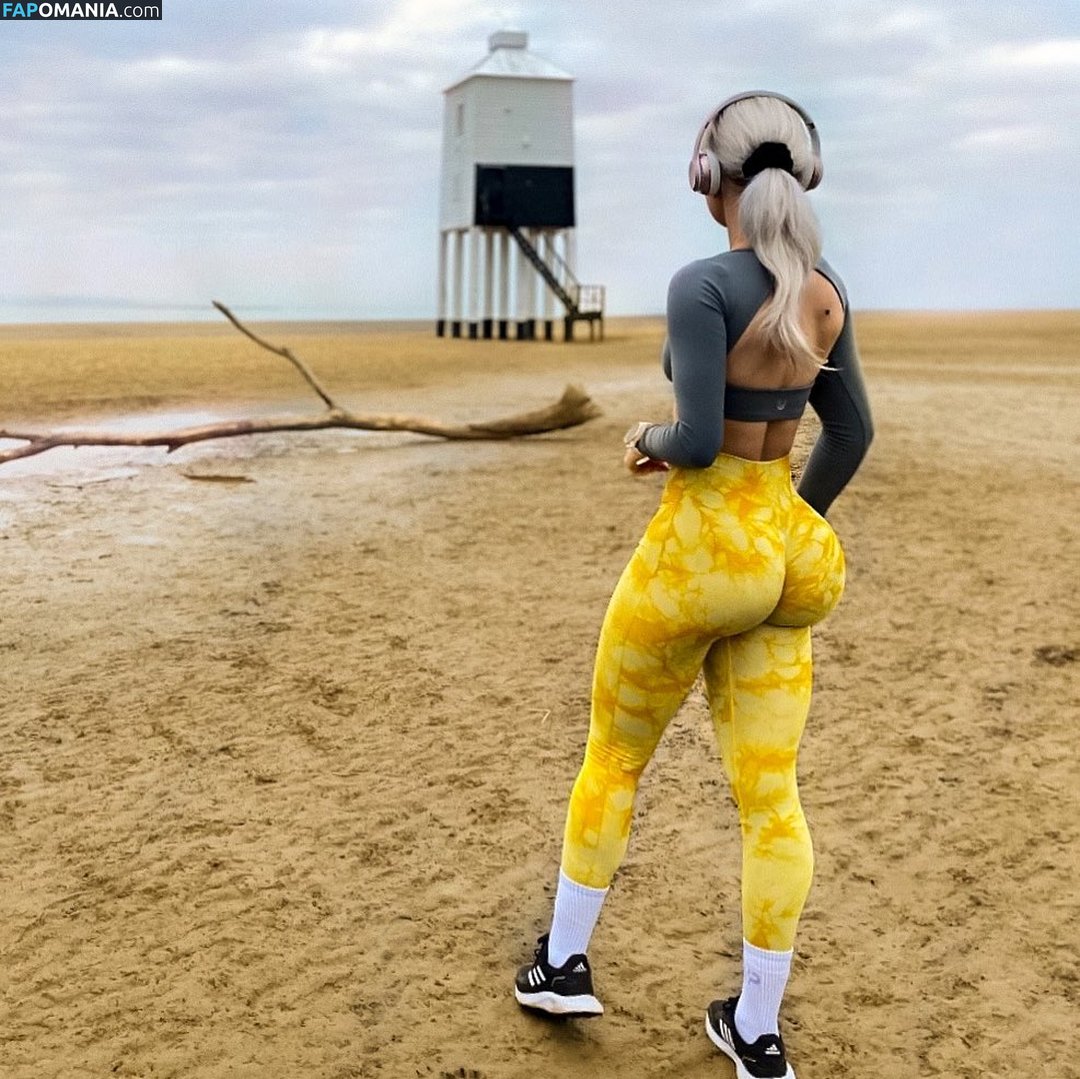 Zara Louisa / zara.louisa Nago OnlyFans  Przeciekłe zdjęcie #4