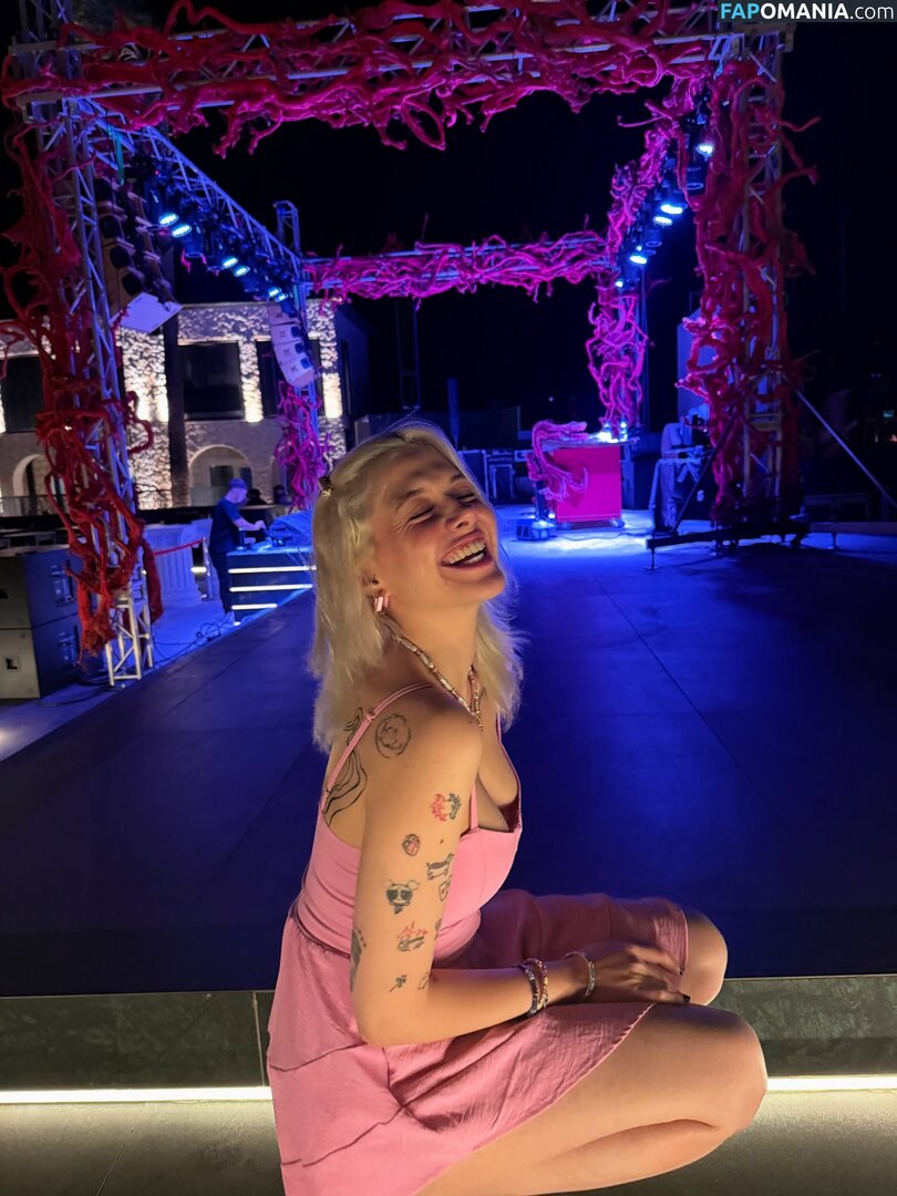 Zelderler Nago OnlyFans  Przeciekłe zdjęcie #1