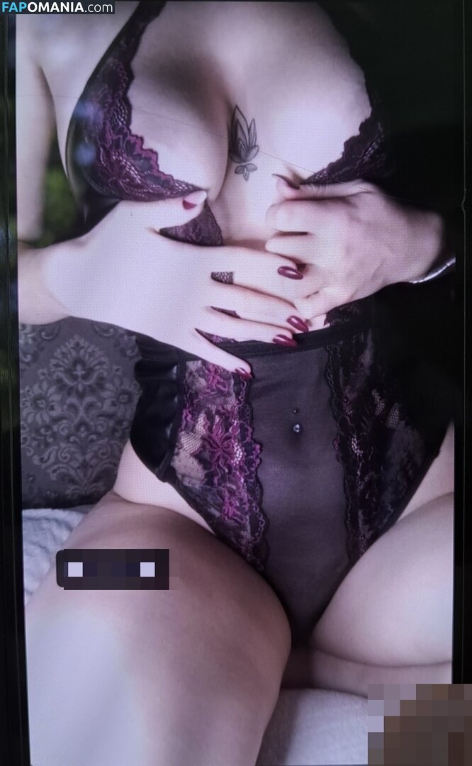 Zenicke Drolje / __bedra__ / huskicchanaa / lara._croft._ / mmiijjaaa / sisicmedina Nago OnlyFans  Przeciekłe zdjęcie #14
