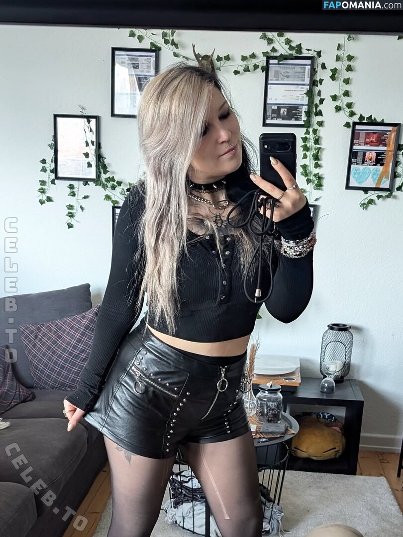 Zesschen / zesschen_twitch Nago OnlyFans  Przeciekłe zdjęcie #1