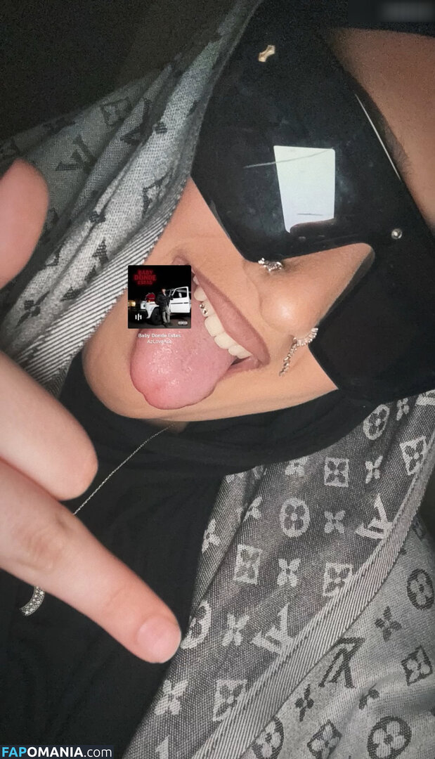 Zeynohijabi Nago OnlyFans  Przeciekłe zdjęcie #4