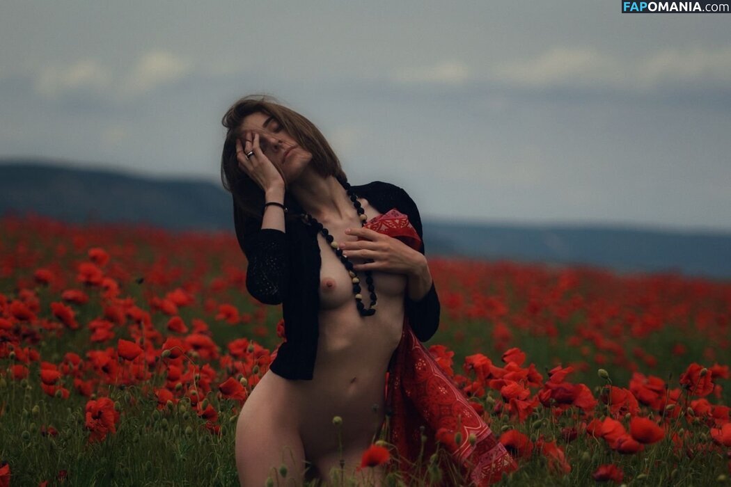 Zhenya Kotova Nago OnlyFans  Przeciekłe zdjęcie #8