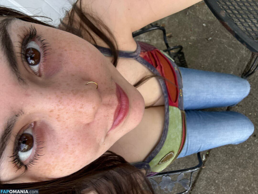 Zobug / snaiIgirl / zobug_ Nago OnlyFans  Przeciekłe zdjęcie #7