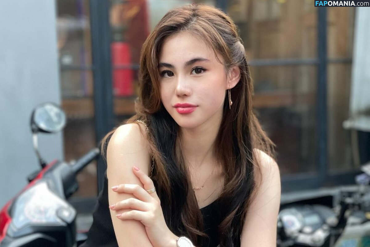 Zoe Levana Nago OnlyFans  Przeciekłe zdjęcie #3