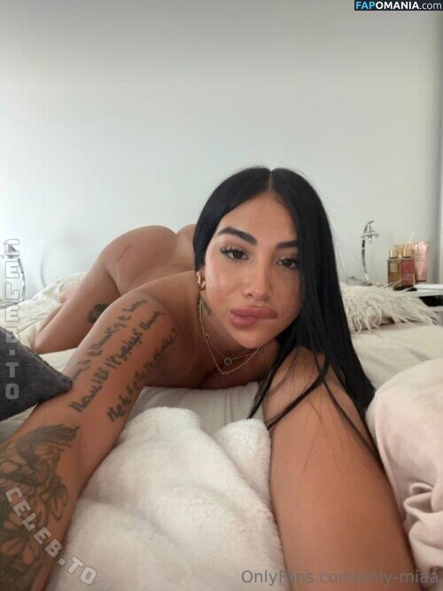 Zoefernanddez / miakeller / zoefernanddezz Nago OnlyFans  Przeciekłe zdjęcie #18